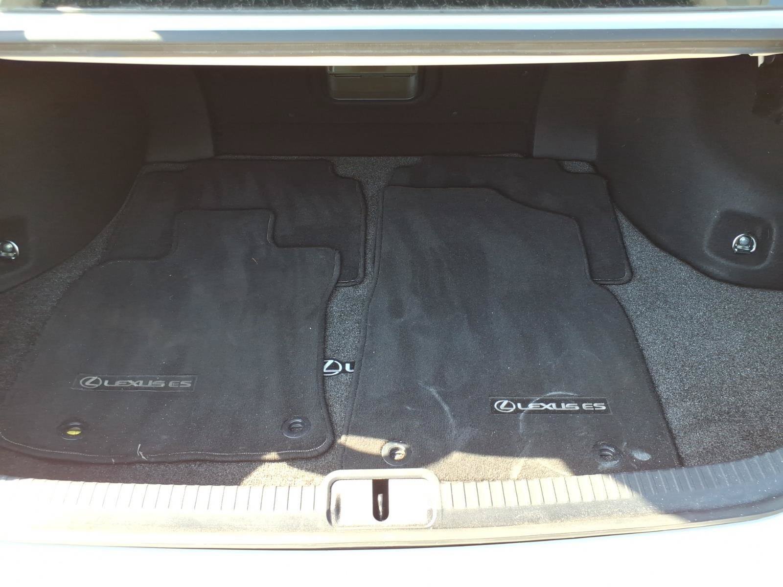 Used 2023 Lexus ES 350 w/ Premium Package FWD image 31