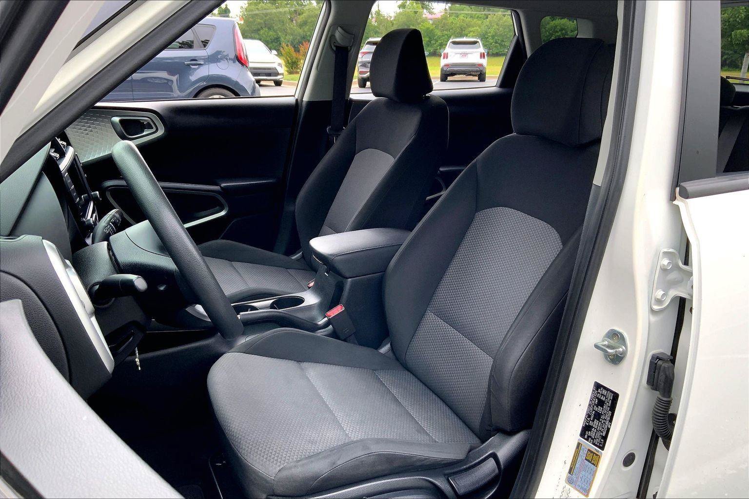 Used 2022 Kia Soul LX w/ Technology Package FWD image 22