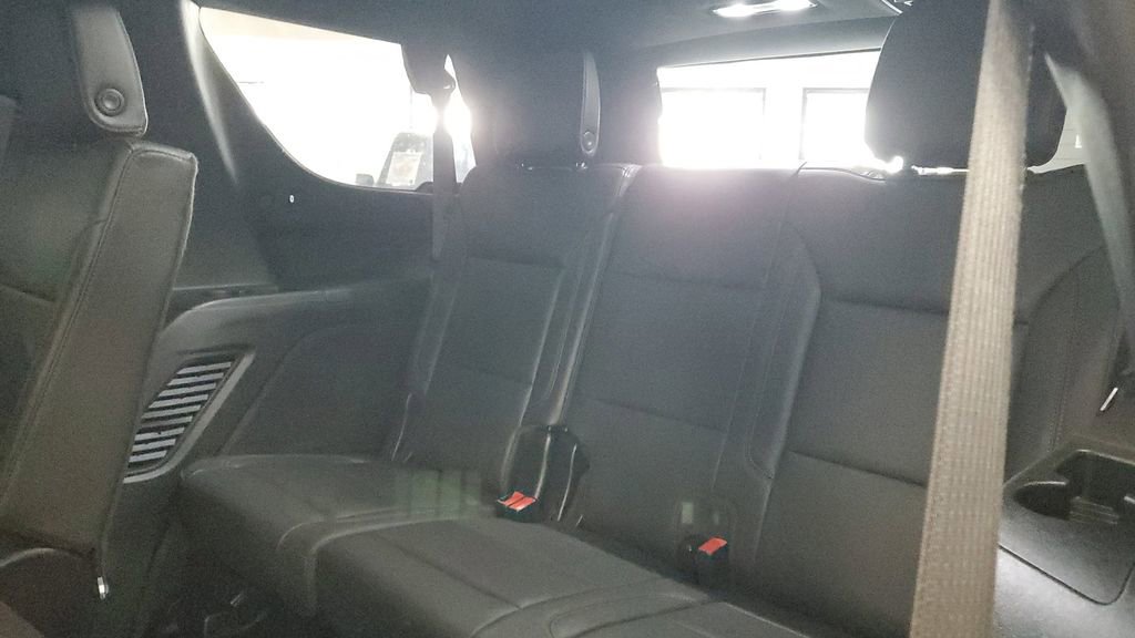 Used 2024 Chevrolet Tahoe LT image 17