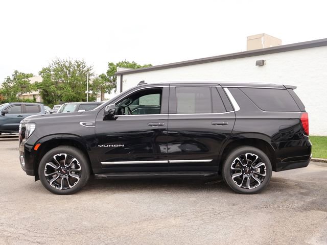 Certified 2023 GMC Yukon SLT w/ SLT Premium Package AWD/4WD image 4