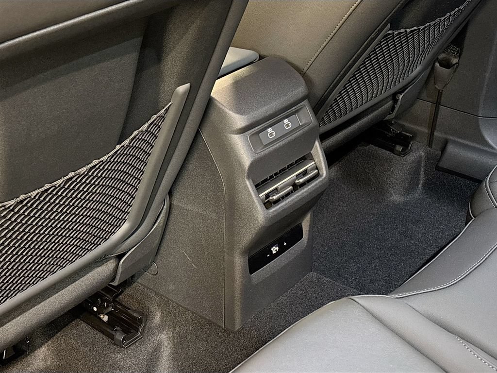 New 2026 Audi Q3 quattro 2.0T AWD/4WD image 17