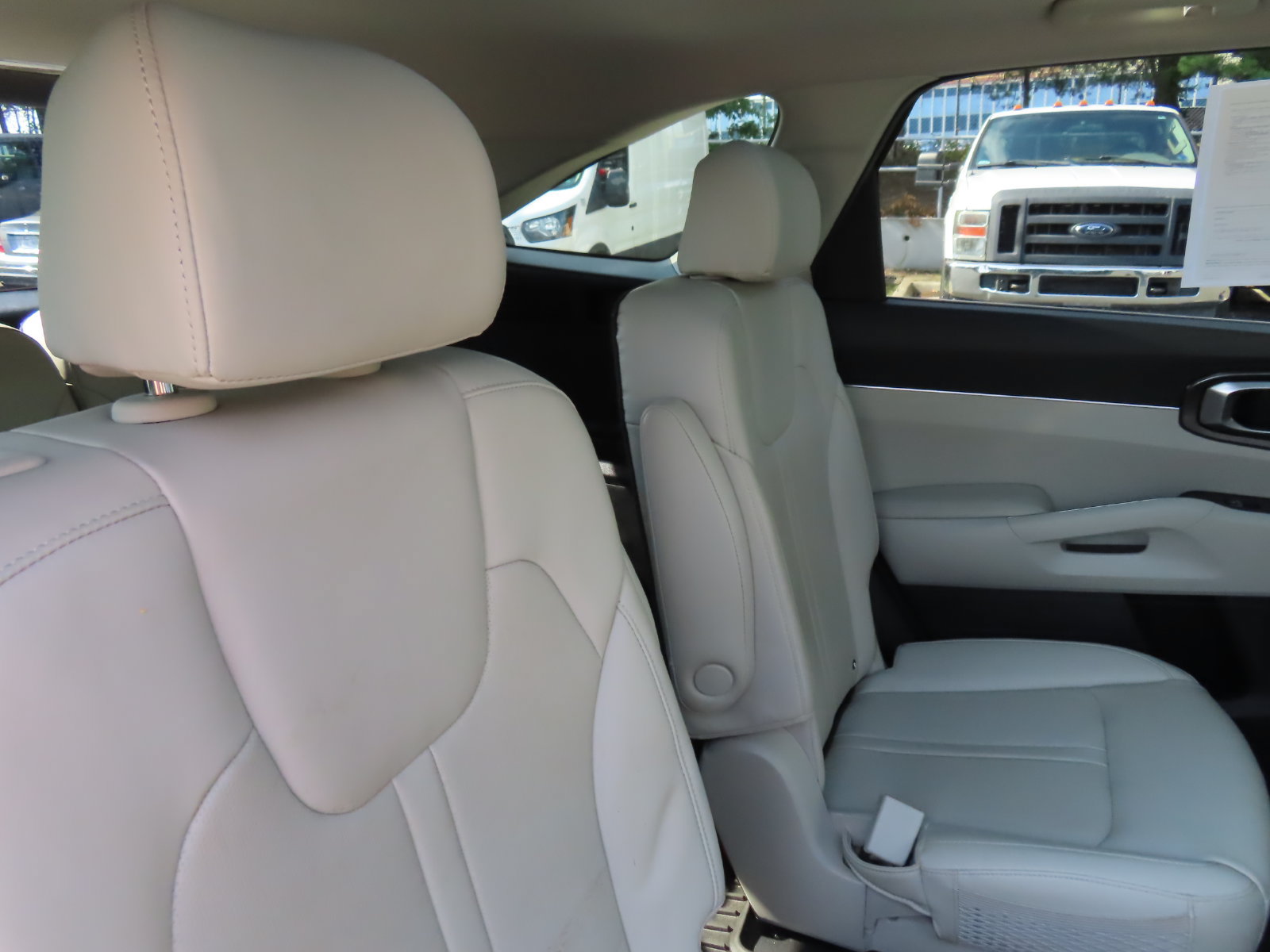 Used 2022 Kia Sorento EX w/ Panoramic Sunroof Package AWD/4WD image 34