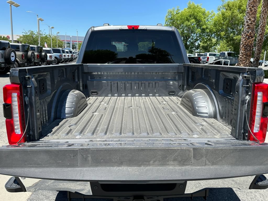 New 2026 Ford F250 Lariat w/ FX4 Off-Road Package AWD/4WD image 17