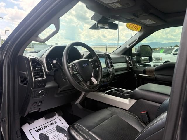 Used 2019 Ford F250 Lariat w/ Lariat Ultimate Package AWD/4WD image 3