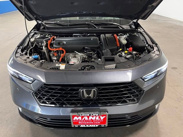 Used 2024 Honda Accord Touring image 9
