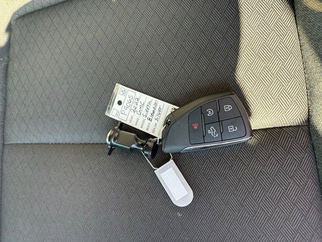 Used 2022 GMC Sierra 1500 Elevation AWD/4WD image 6