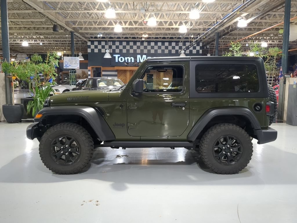 Used 2021 Jeep Wrangler Willys AWD/4WD image 11