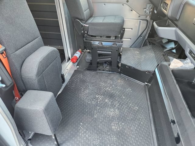 New 2025 Chevrolet Brightdrop 400 w/ Power Door Package AWD/4WD image 19
