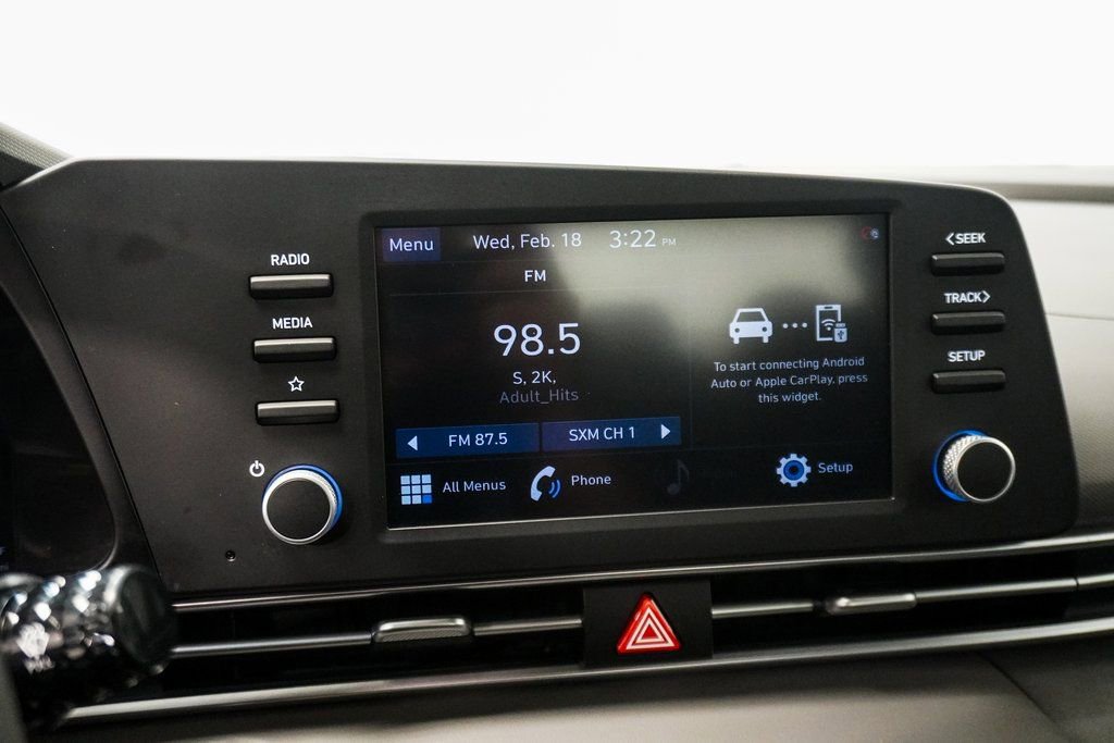 Used 2022 Hyundai Elantra SEL image 21