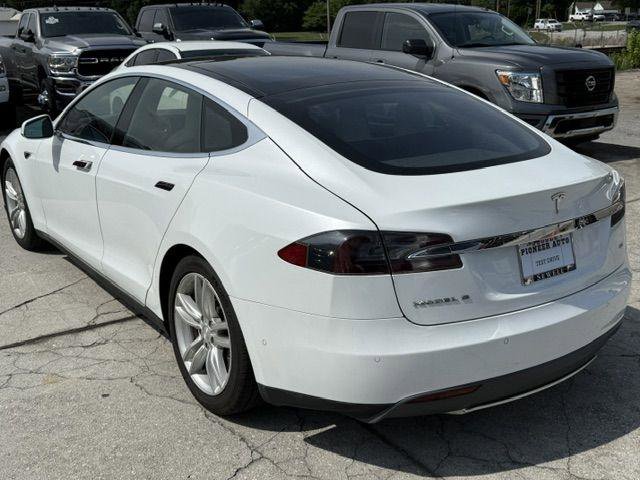 Used 2015 Tesla Model S 85 RWD image 5