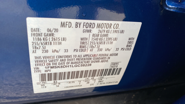Used 2020 Ford Explorer XLT w/ Equipment Group 202A AWD/4WD image 26
