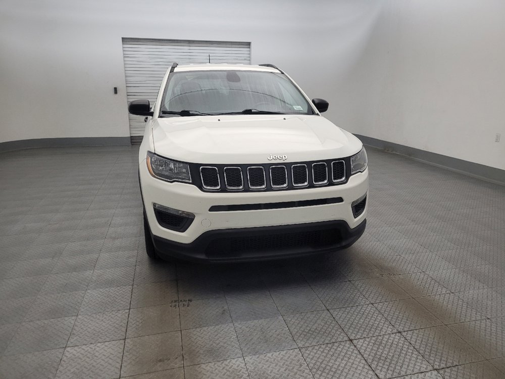 Used 2019 Jeep Compass Sport FWD image 14