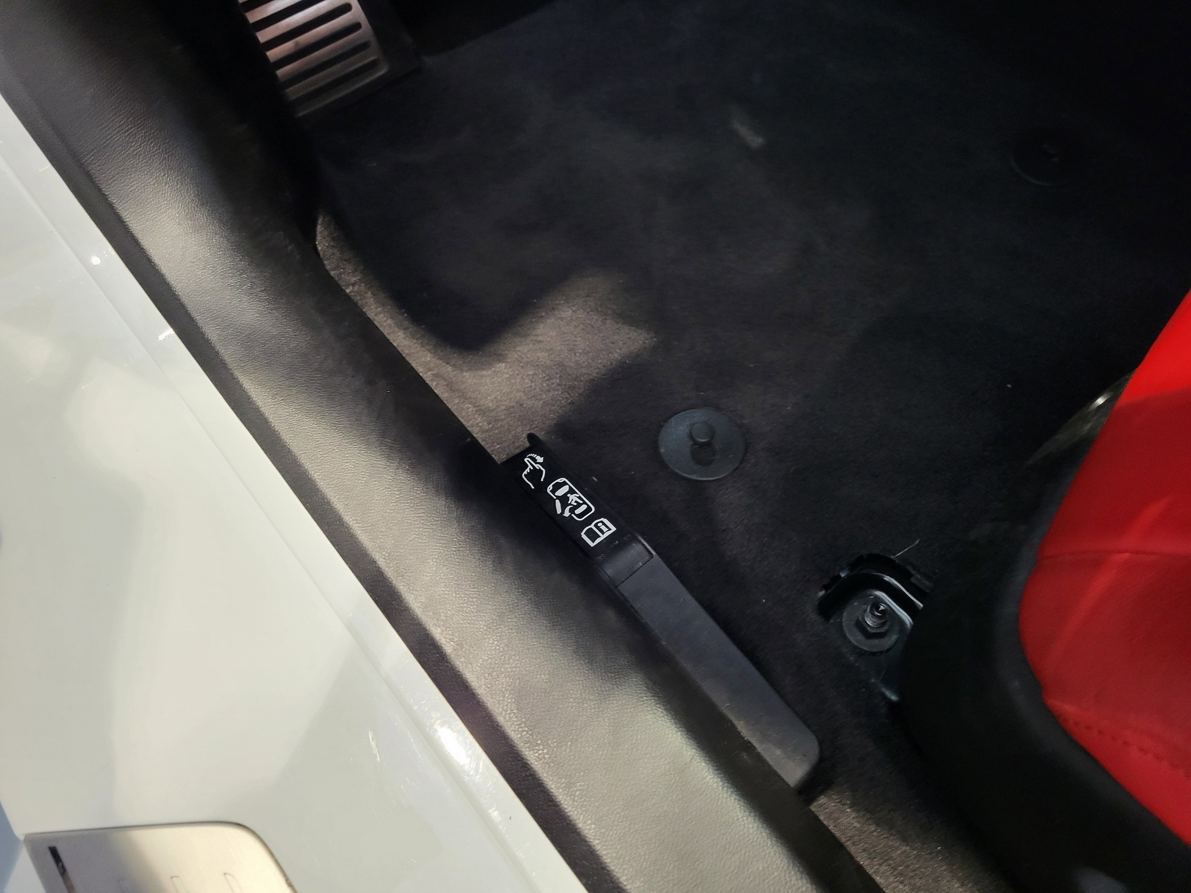 Used 2023 Chevrolet Corvette Stingray Preferred Cpe w/ Z51 Performance Package image 13