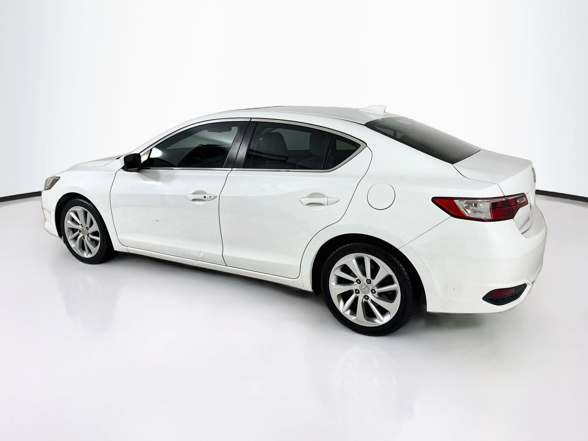 Used 2017 Acura ILX w/ Premium Package FWD image 6