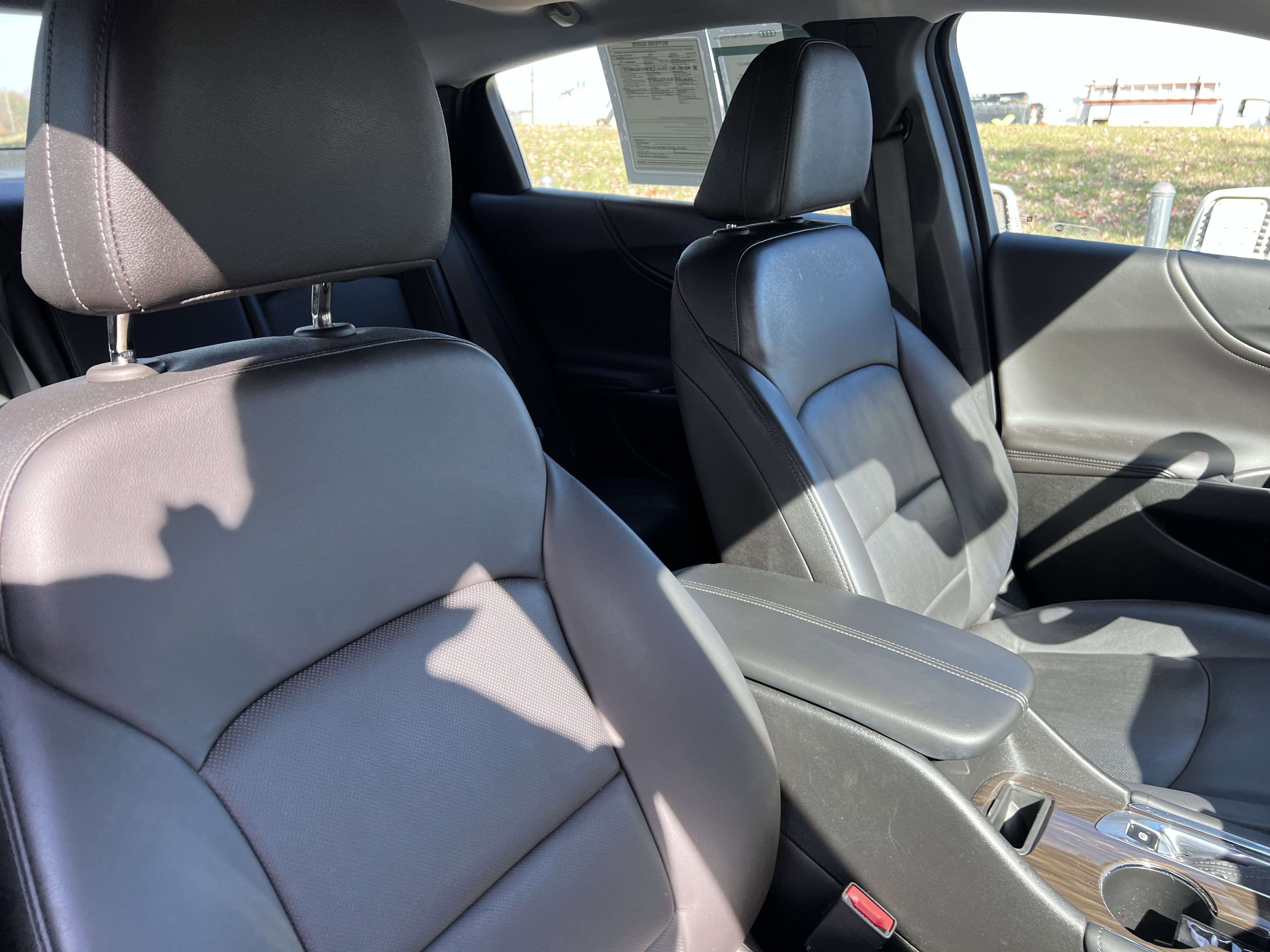 Used 2023 Chevrolet Malibu LT image 35