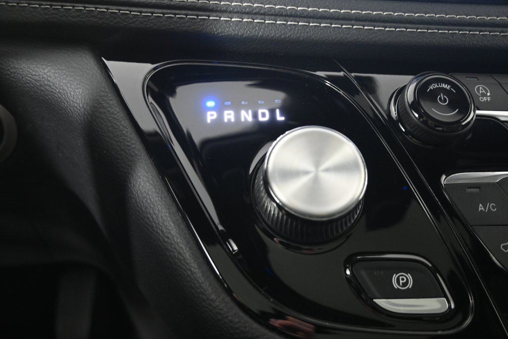 Used 2022 Chrysler Pacifica Touring-L w/ S Appearance Package image 33