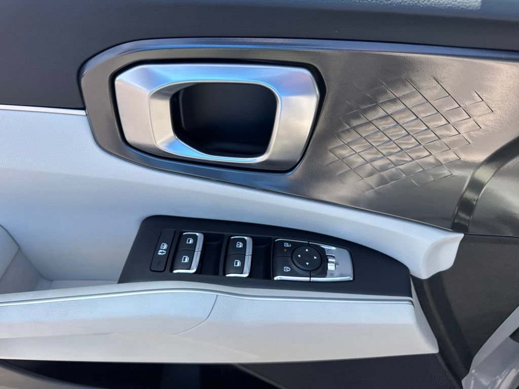 New 2026 Kia Sorento S w/ S Panoramic Sunroof Package AWD/4WD image 8