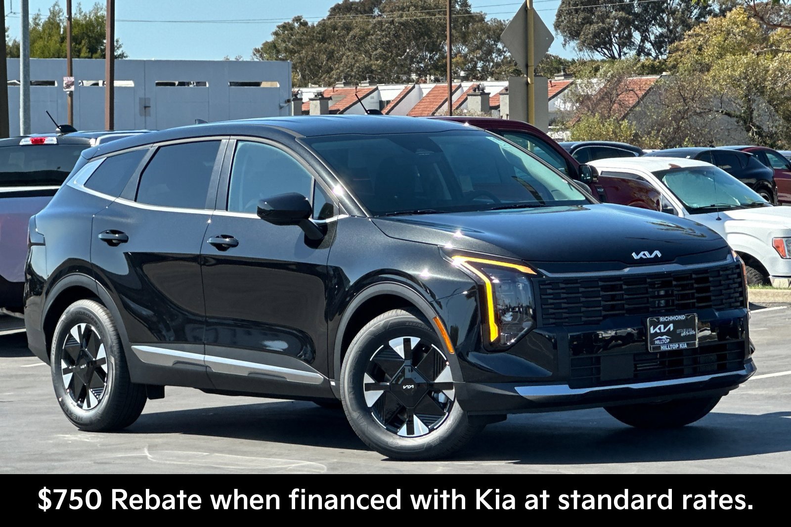 New 2027 Kia Sportage LX FWD image 2