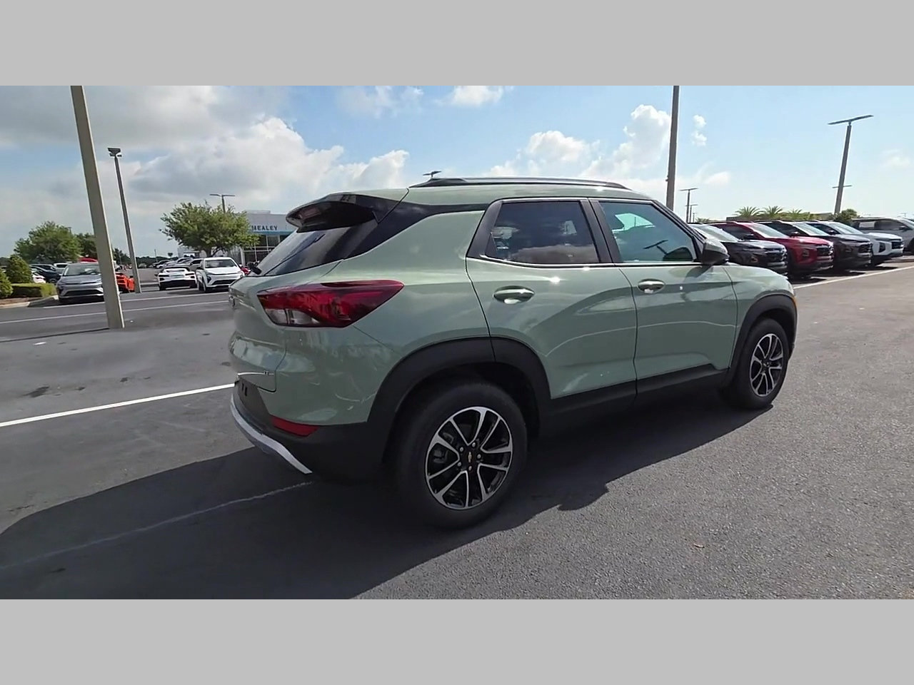 New 2026 Chevrolet TrailBlazer LT w/ Convenience Package FWD image 19