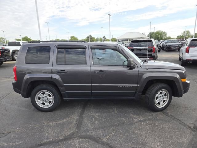 Used 2015 Jeep Patriot Sport FWD image 16