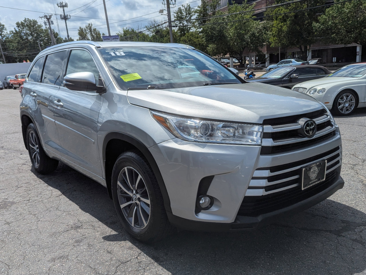 Used 2018 Toyota Highlander XLE image 5