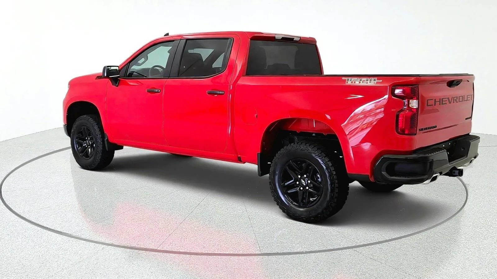 New 2026 Chevrolet Silverado 1500 Custom Trail Boss w/ LPO, Dark Essentials Package AWD/4WD image 6
