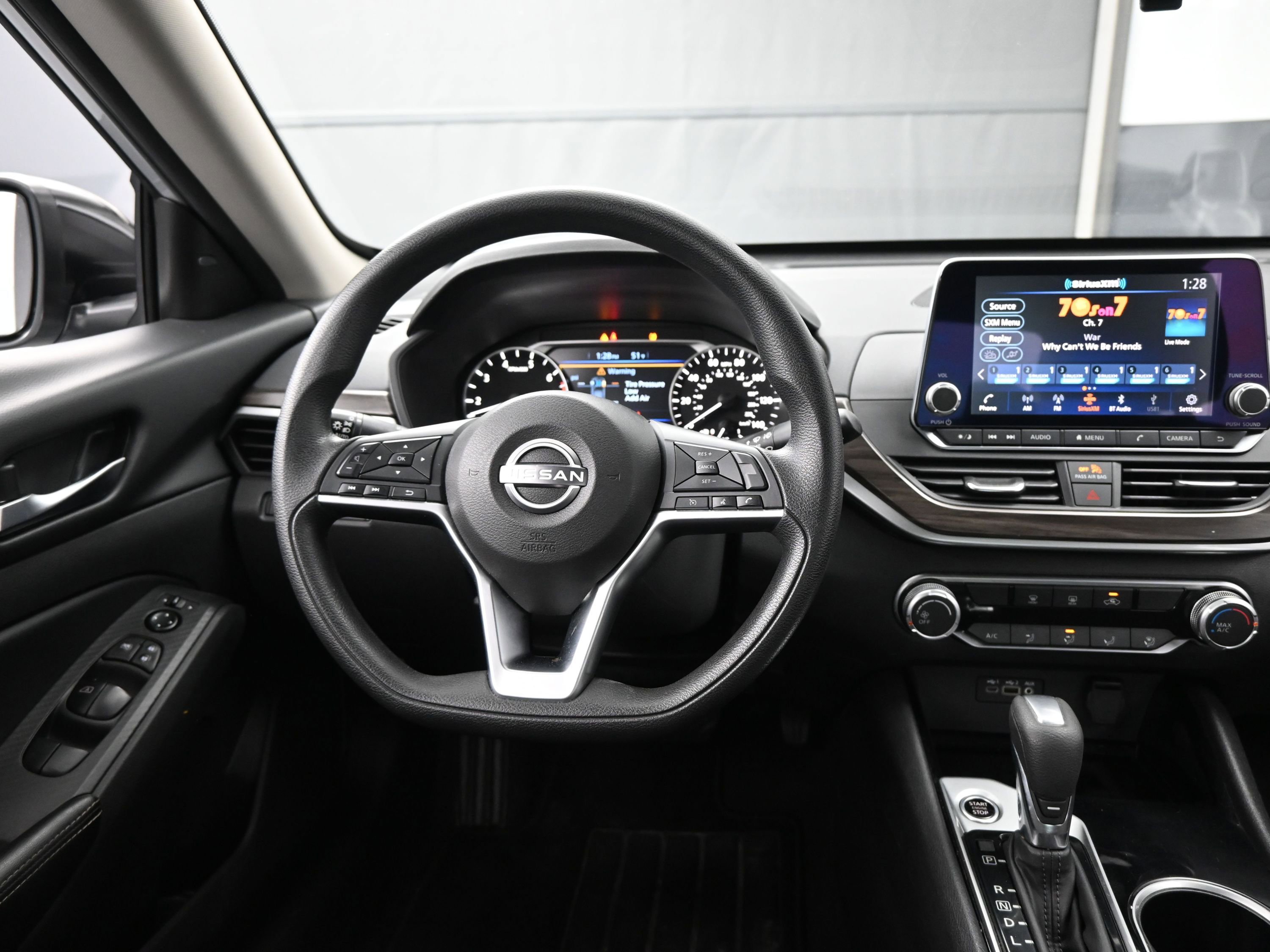 Certified 2024 Nissan Altima 2.5 SV image 13