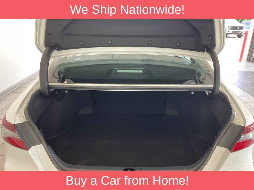 Used 2022 Toyota Camry LE AWD/4WD image 13