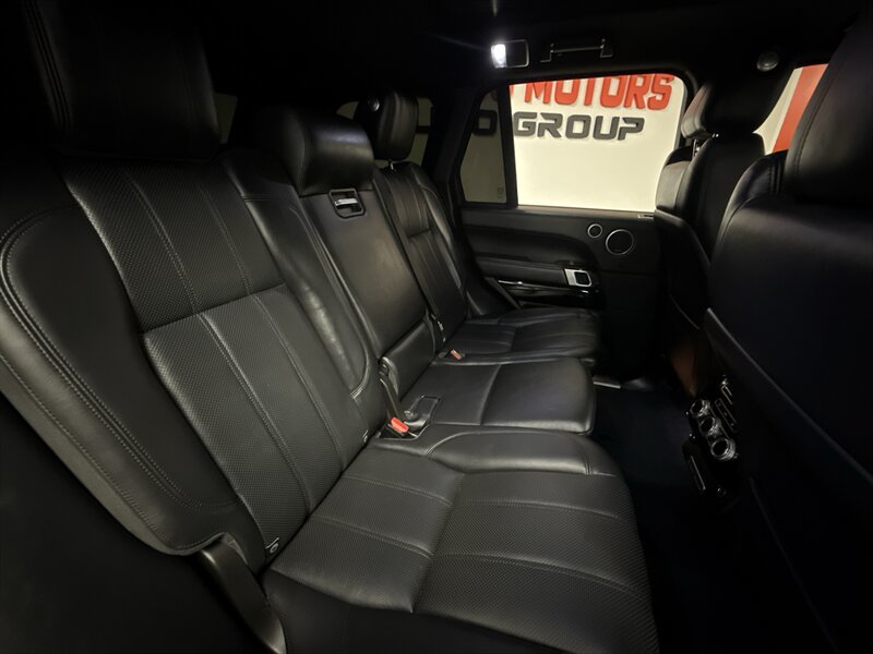 Used 2015 Land Rover Range Rover HSE AWD/4WD image 27