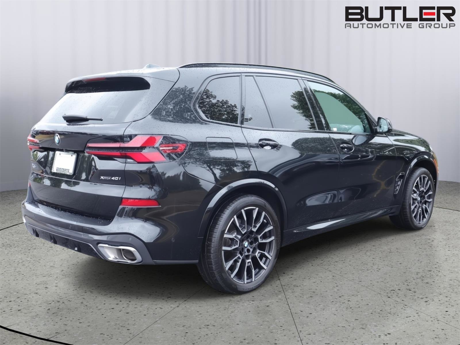 Used 2025 BMW X5 xDrive40i w/ M Sport Package AWD/4WD image 7