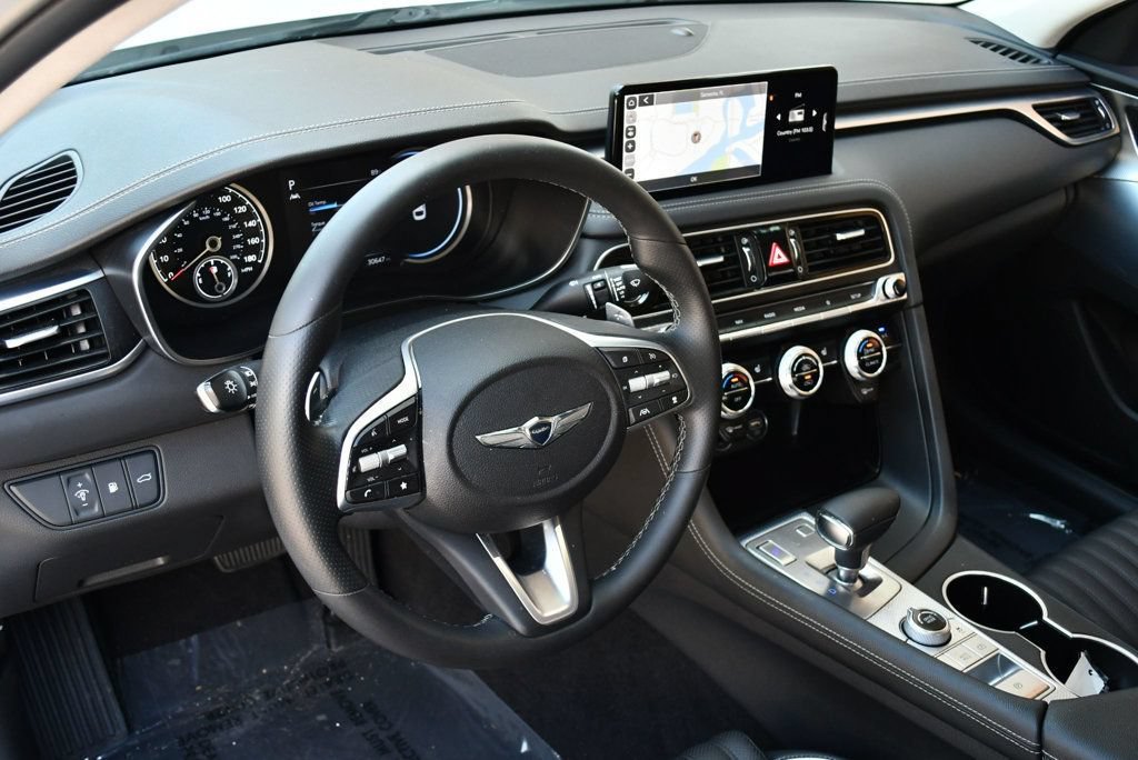 Used 2023 Genesis G70 3.3T RWD image 32