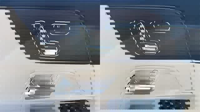 Certified 2025 Mercedes-Benz GLB 250 4MATIC image 89