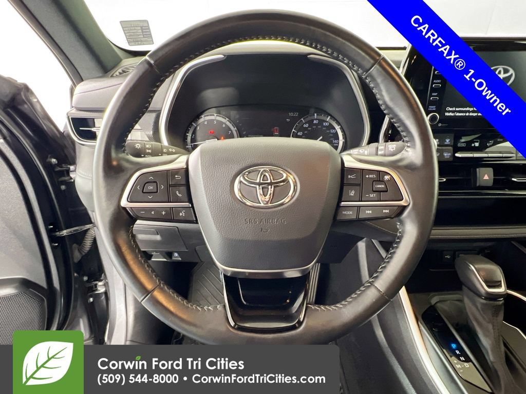 Used 2021 Toyota Highlander XSE AWD/4WD image 8