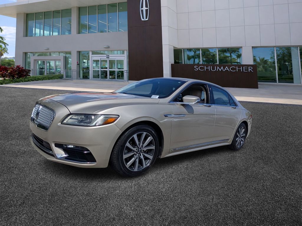 Used 2017 Lincoln Continental Premiere image 3