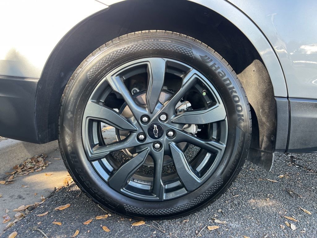 Used 2023 Chevrolet Equinox RS image 9