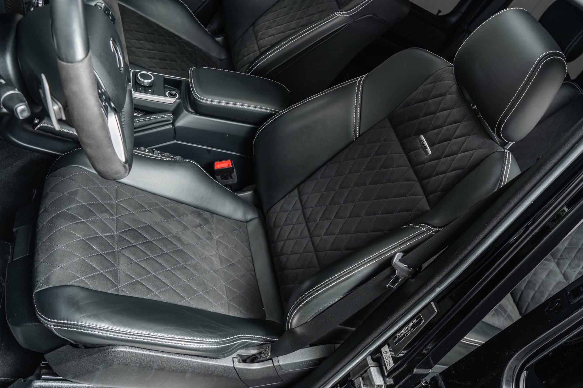 Used 2018 Mercedes-Benz G 550 Squared image 23