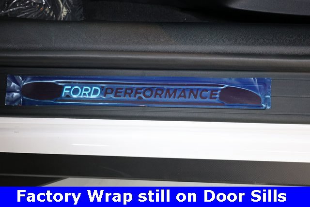 Used 2022 Ford Mustang Shelby GT500 w/ Technology Package image 30
