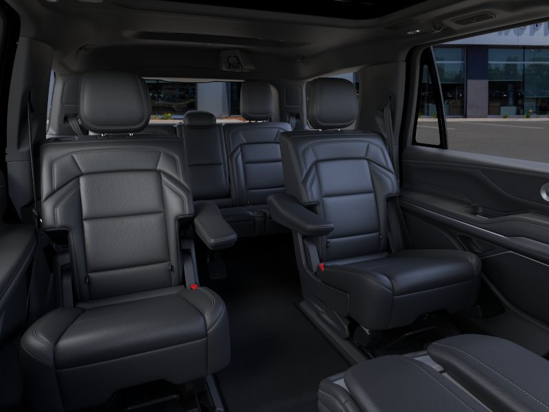 New 2026 Lincoln Navigator Reserve w/ Jet Appearance Package AWD/4WD image 31
