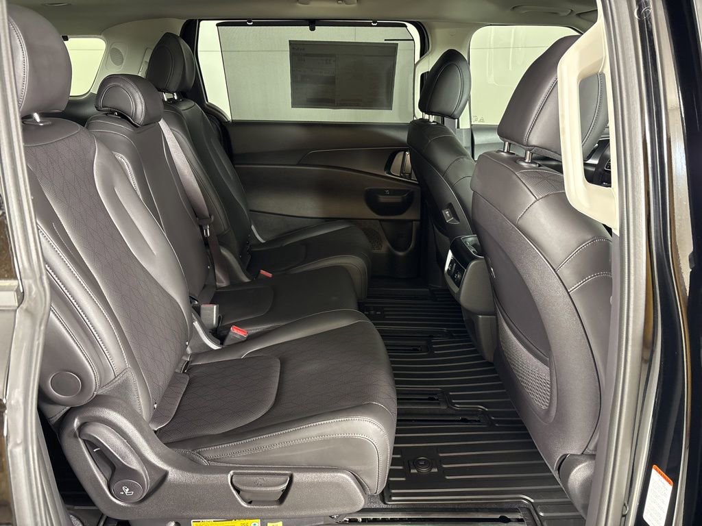 New 2026 Kia Carnival SX FWD image 19
