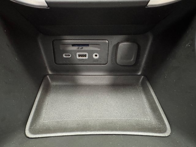 Used 2022 GMC Terrain SLT w/ Tech Package image 18