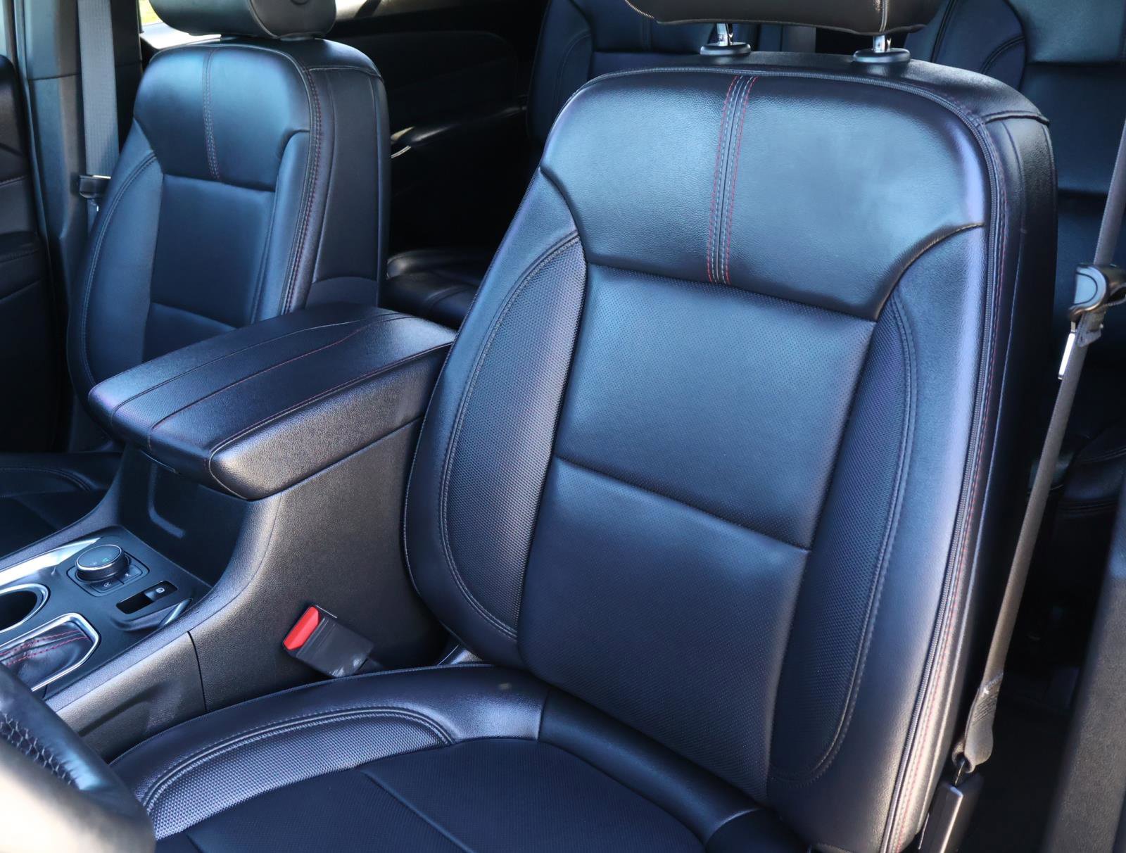 Used 2023 Chevrolet Traverse RS image 14