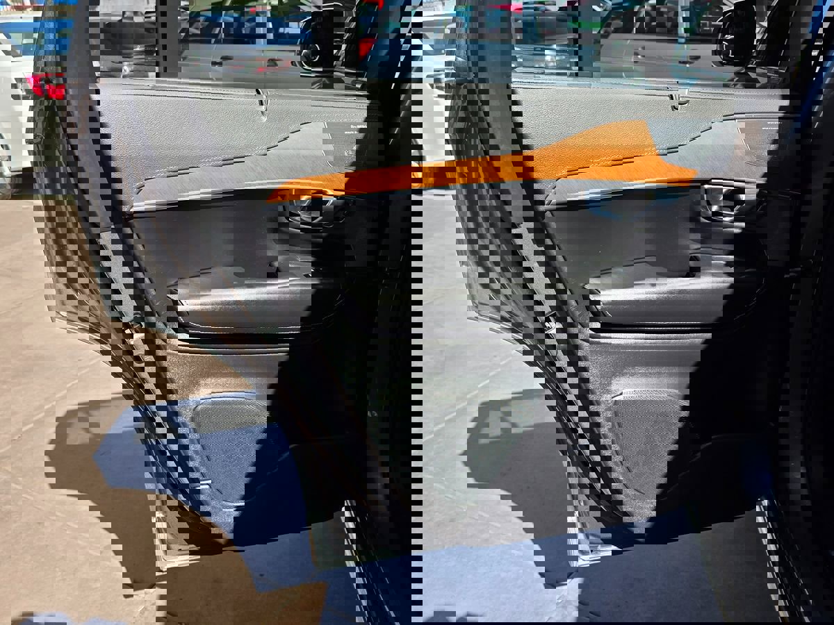 Used 2019 Volvo XC90 T6 Inscription w/ Protection Package Premier image 31