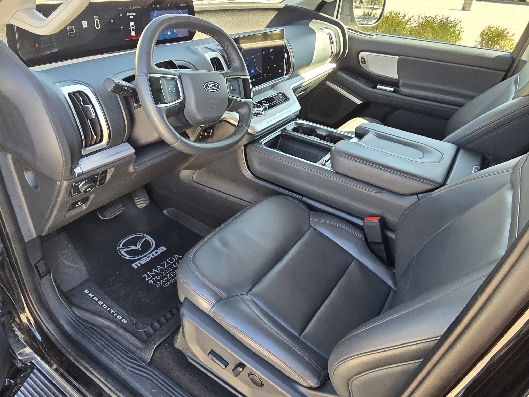 Used 2025 Ford Expedition Max Active AWD/4WD image 26