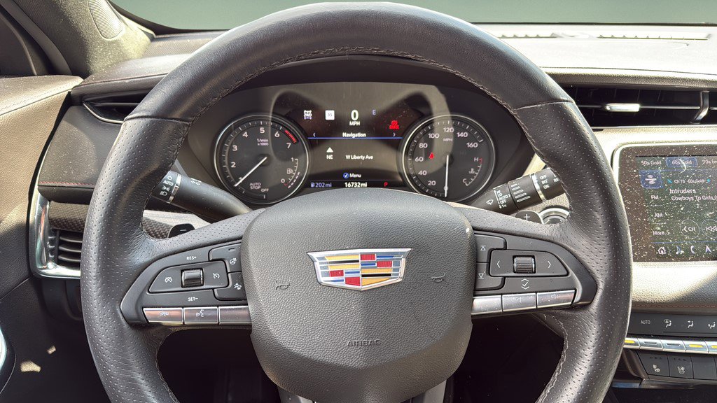 Certified 2023 Cadillac XT4 Sport image 18