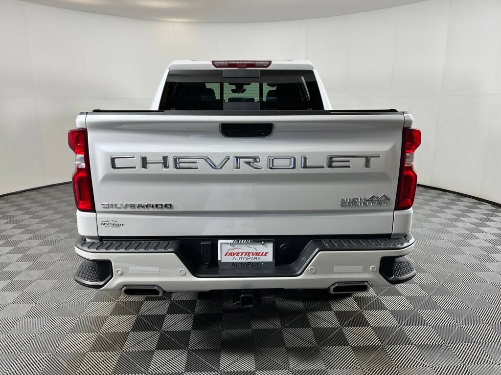 Certified 2021 Chevrolet Silverado 1500 High Country w/ Technology Package AWD/4WD image 4