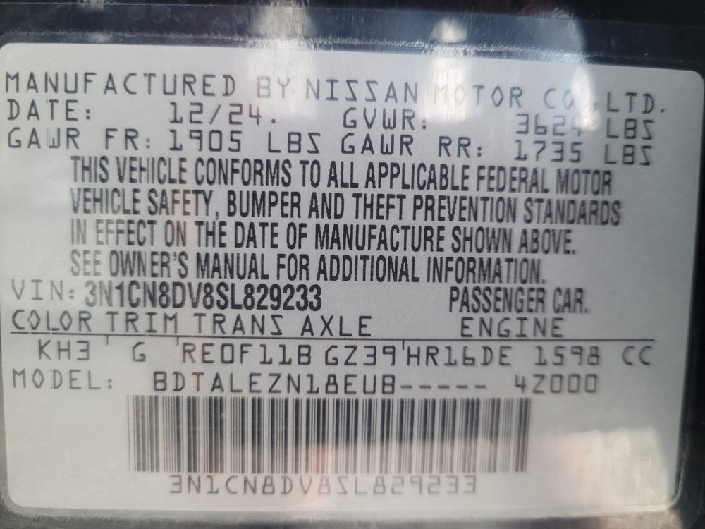 Used 2025 Nissan Versa S w/ Trunk Package image 33