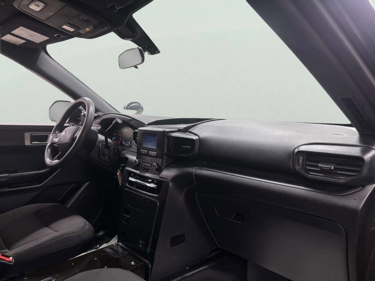 Used 2021 Ford Explorer 4WD Police Interceptor image 19
