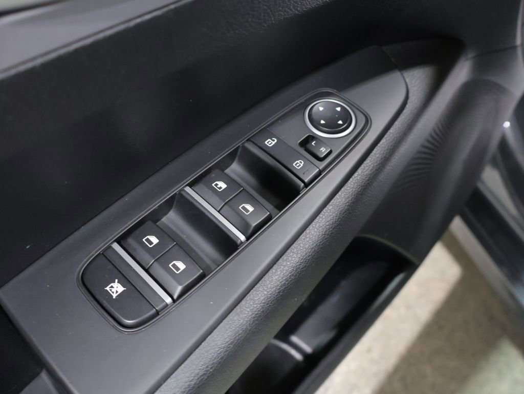 Used 2024 Kia Forte LXS image 14