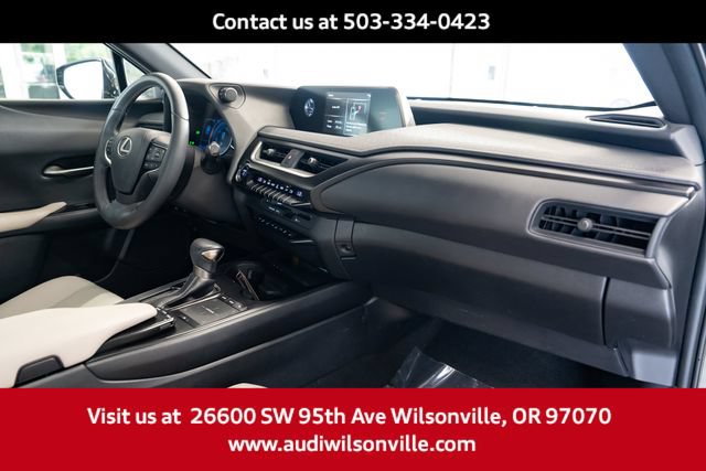 Used 2022 Lexus UX 250h w/ Premium Package AWD/4WD image 31