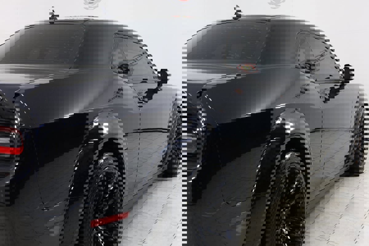 Used 2021 Dodge Challenger SRT Hellcat Redeye image 40